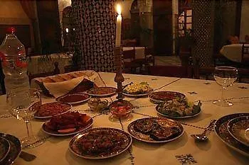Riad Dar Laura Fès 4*,